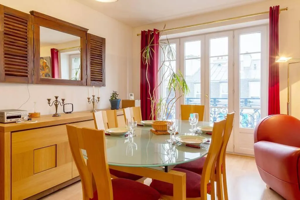 Apartment Vazi, Appartement Lumineux & Spacieux Centre-Ville Brest France